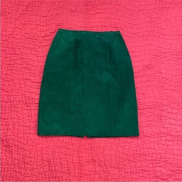 Wilson Emerald Pencil  genuine suede Skirt, US4